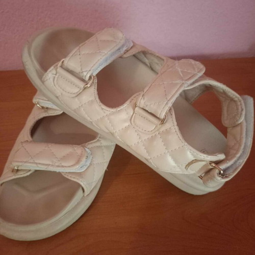Women's casual sandals used, size 38, beige