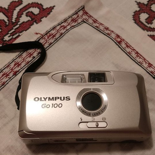 Olympus GO 100 camera used with case