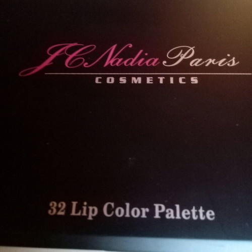 Palette with 32 lipsticks new
