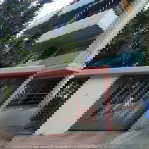 Ημιτελής κλειστή θέση στάθμευσης 85 τ.μ.