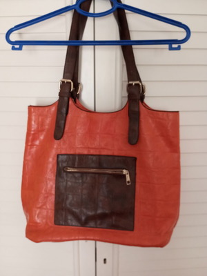 Koala Shoulder Bag like new, orange and tan