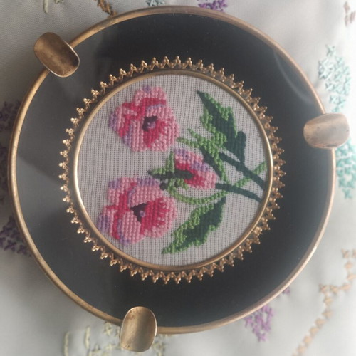 Vintage circular ashtray used, 16 cm diameter with embroidered glass insert