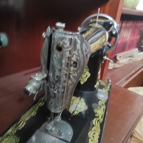 Shmens sewing machine used, antique collectible