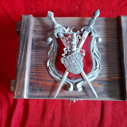 Collectible wooden Chivas Recal 12 whisky box used 1970-1980