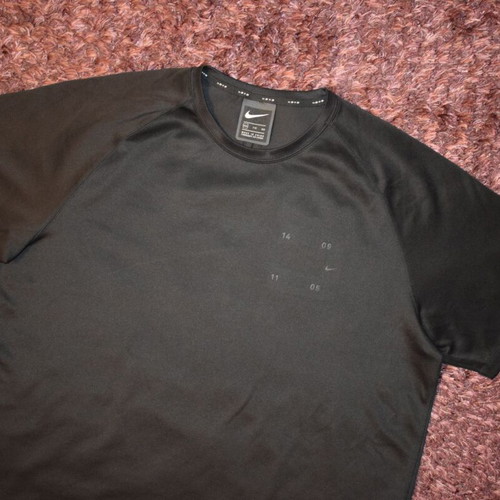 Nike Tech Pack Raglan-Sleeve T-Shirt Men XXL used, black