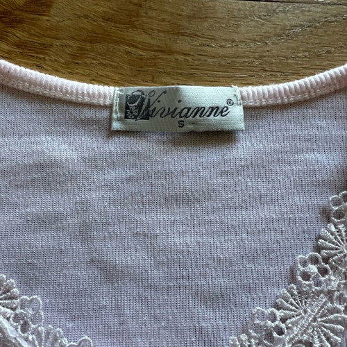 Pink blouse with embroidered flowers like new