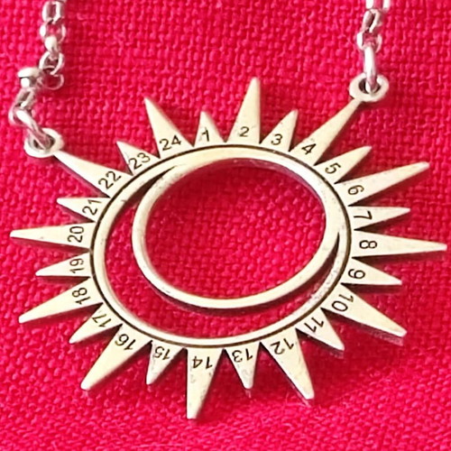 Silver pendant 925 with integrated 925 chain, like new