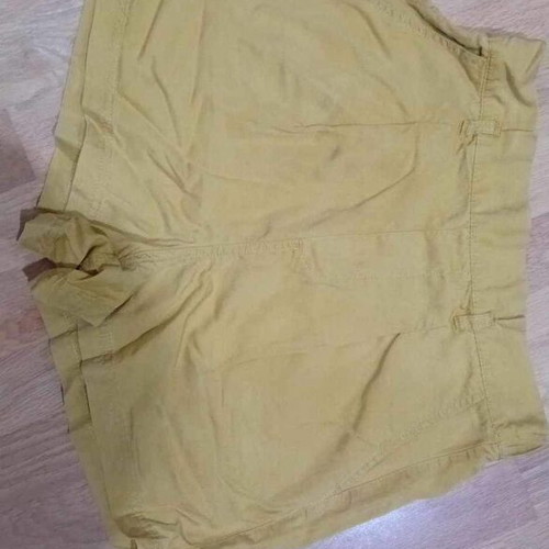Women's shorts used, yellow, size 36