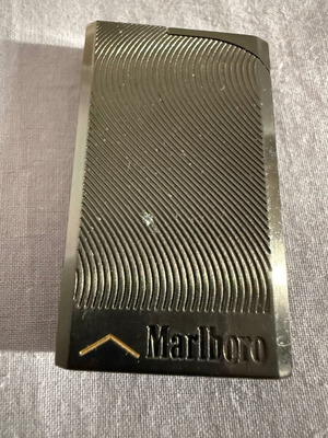 Marlboro metal lighter