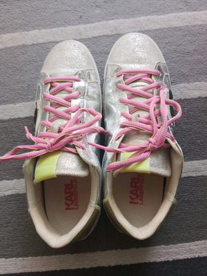 Karl Lagerfeld women's sneakers like new, size 40, gray multicolor