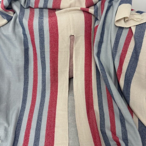 Striped loop scarf like new, multicolor