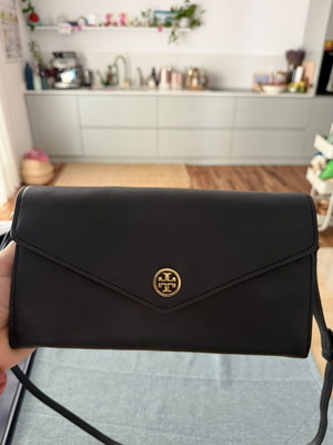 Tory Burch τσάντα χιαστί μαύρη σαν καινούργιο