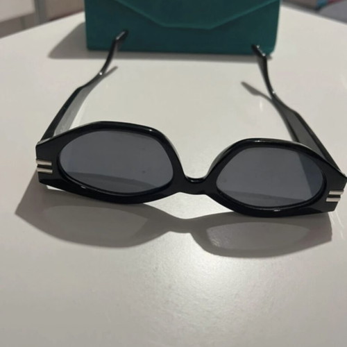 Belvedere Cat Eye Sunglasses like new, black, UV400 protection