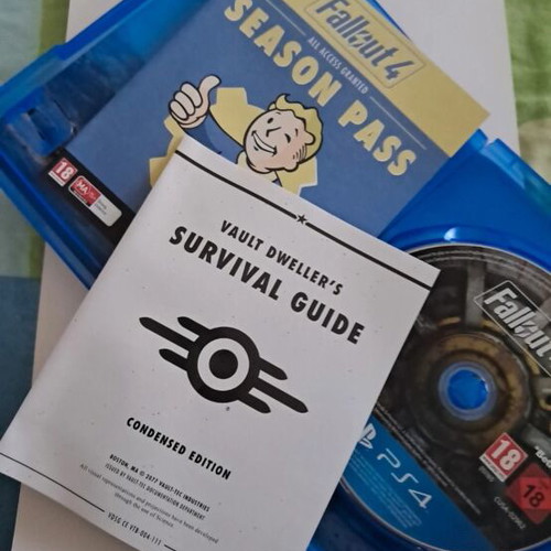 Fallout 4 PS4 game like new, action