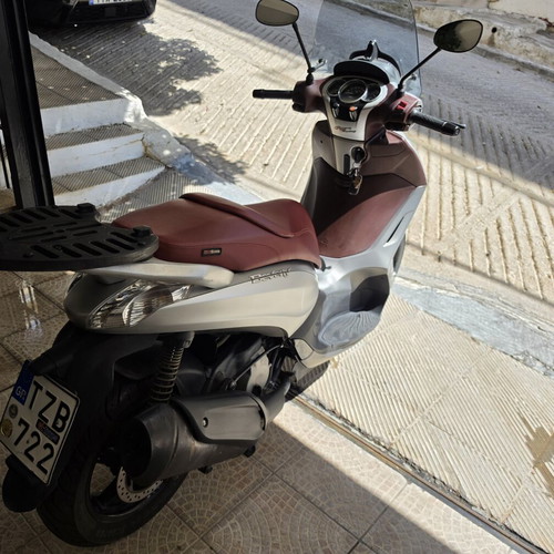 Piaggio Beverly 350 SportTouring scooter 2013 Euro 3 with ABS/ASR