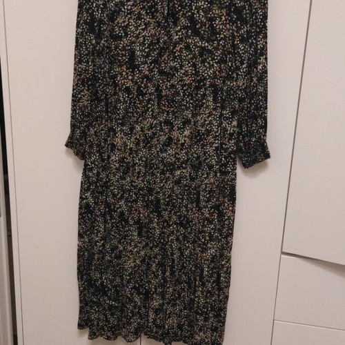 Dark floral dress Oysho like new