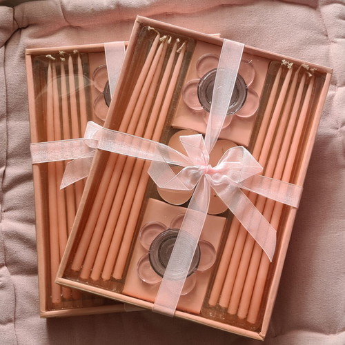 Candle sets new, 2 sets with holders, 4 tealights, 10 pink candles