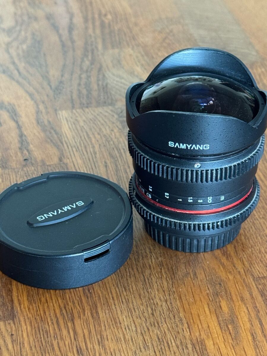 レンズ(単焦点) Samyang 8mm T3.8VDSLR UMC Fish-eye CS II Samyang 8mm T3.8 VDSLR UMC Fish-eye CS… - € 125,00 - Vendora.cy