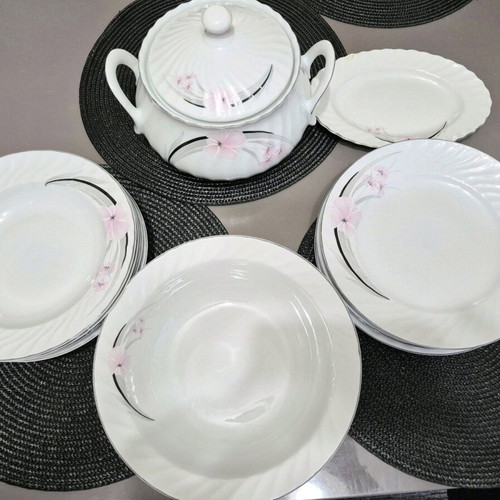 Porcelain dinnerware set new, Kitka factory, 13-piece set