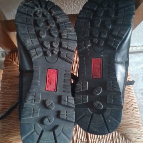 Magnum boots used, size 43.5, black