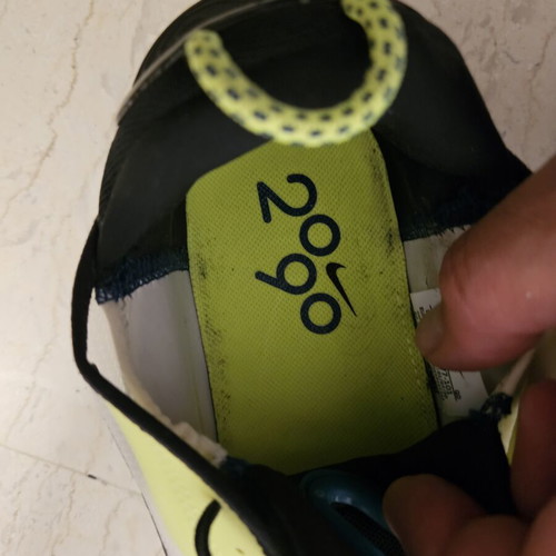 Nike Air Max 2090 sneakers like new, size 45, black and green