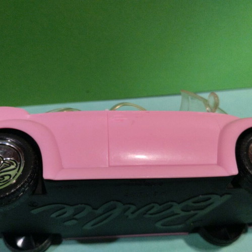 Barbie mini car like new
