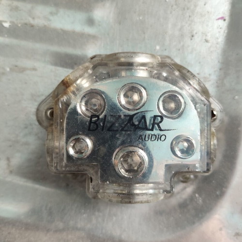 Bizzar BDB02 Power and Ground Cable Distributor used