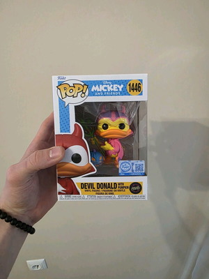 Devil Donald #1446 Chase Version new Funko Pop