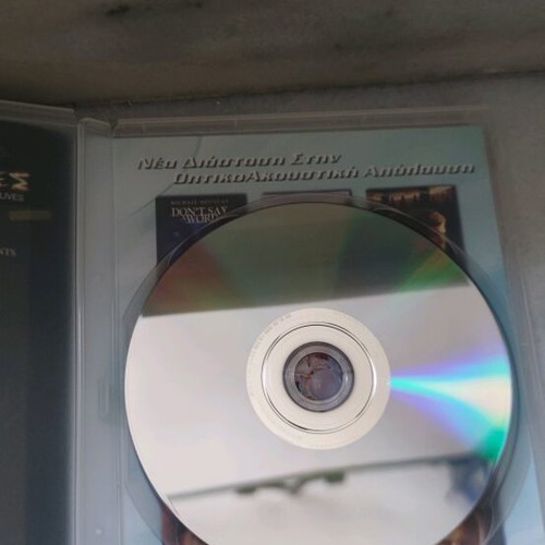 Taking Lives DVD like new with subtitles