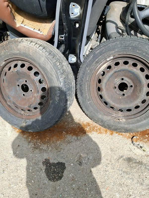 Renault Megane II 02-08 rims used, 2 pieces 15 inches