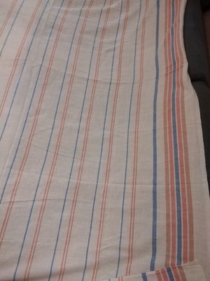 Linen tablecloth like new 1.95 by 1.50
