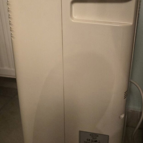 Juro Pro Perla 22L Dehumidifier like new