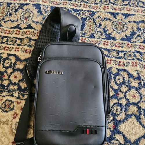 Arctic Hunter men's backpack bag like new