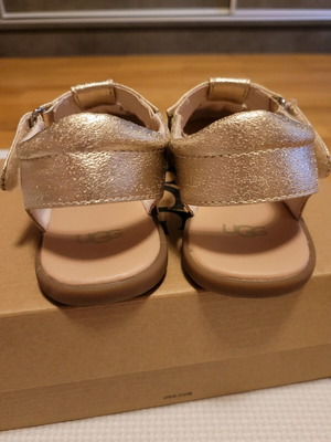 Ugg Kids Sandals like new, gold color