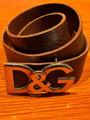 Ζώνη Dolce & Gabbana από δέρμα μεταχειρισμένη, μέγεθος 95, ασημί και καφέ
