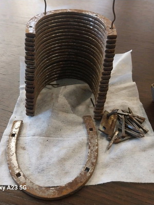 Horseshoes and nails new, pack of 22 pieces