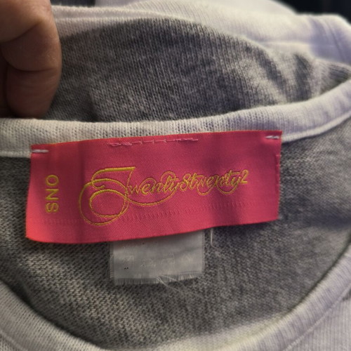 Twenty8 Twenty2 XL Summer T-shirt like new, white and grey