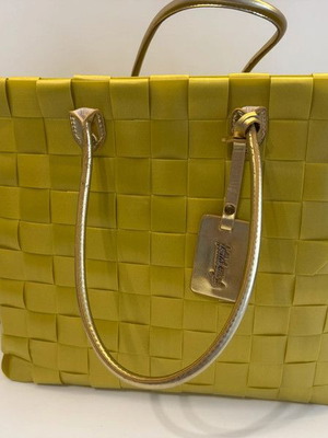 Fullah Sugah tote bag like new, lime with gold handles