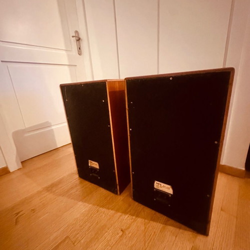 NEC 2 TMX Model S330 3 way speakers used
