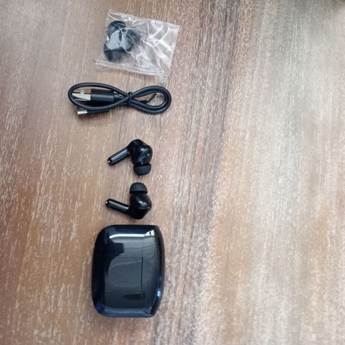 Wireless earbuds new, never used