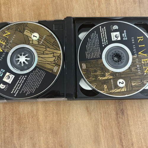 Riven The Sequel to Myst PC CD-ROM used, 5 discs complete