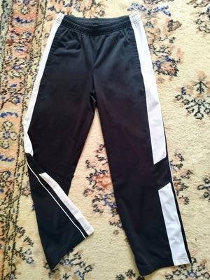 Puma sportswear like new, black and white, size S