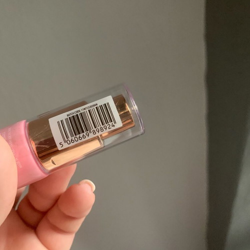 It's Glow Prime Radiant Primer W7 Cosmetics new