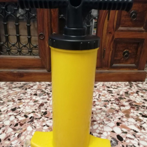 Double Action Hand Pump like new, ideal for inflatables and beach toys