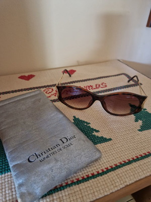 Christian Dior sunglasses like new, brown and gold