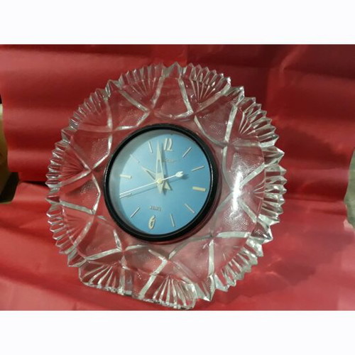Crystal table clock