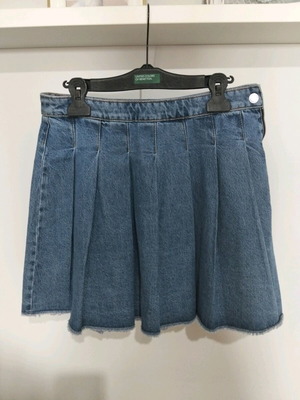 Benetton τζιν γυναικεία φούστα με πιέτες σαν καινούργια, μέγεθος S, μπλε