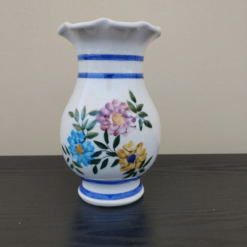 Vintage ceramic vase like new, hand painted