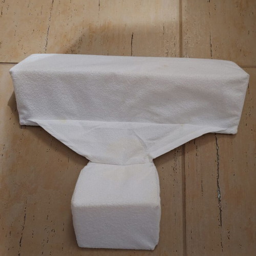 Doomoo baby support pillow like new, sleep wedge