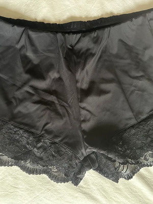 High-waisted shorts with lace and elastic fabric, new, size XL Shein